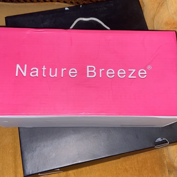 Nature Breeze Asya gold glitter size 9 NIB - Picture 9 of 11